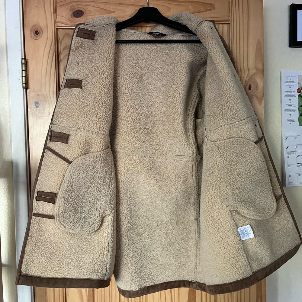 Brown Shearling Jacket - Picture 4 of 6